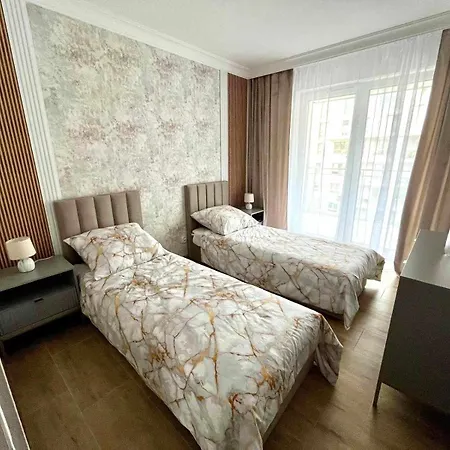 Apartament Danhouse 2 *